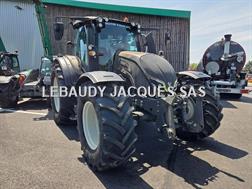 Valtra N135 H