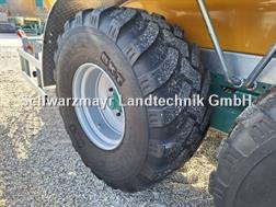 BKT 750/60R30,5