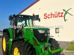 John Deere 6170 M mit Frontkraftheber und Lastschaltgetriebe