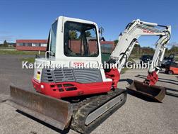 Takeuchi TB 250 Powertilt