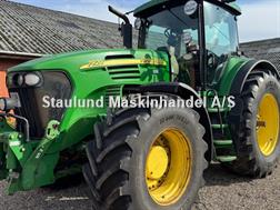 John Deere 7920
