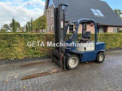 Yale diesel heftruck gpd 30 d