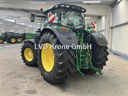 John Deere 6215