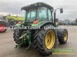 John Deere 5115M