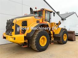 Volvo L150H - Weight System / Backup Camera