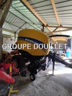 New Holland Presse à balles rondes ROLLBELT150SE New Holland