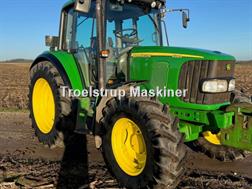 John Deere 6320