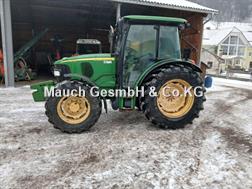 John Deere 5720