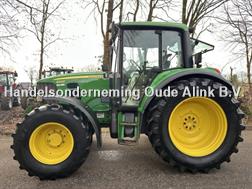 John Deere 6330