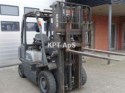 Nissan Atlet Y1D2A25T  // 2500 kg. Diesel // Kun 1275 tim