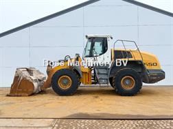 Liebherr L550 - Automatic Greasing / Good Tyres!