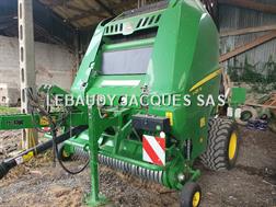 John Deere V451m