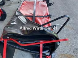 Vicon Extra 228, mit Schwadscheibe rechts und Anfahrsich