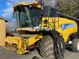 New Holland CX 8070