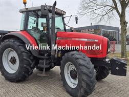 Massey Ferguson 8220