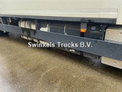 Volvo FH 12.420 Koffer 4x2 met laadklep Euro 5 !