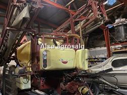 Hardi Commander 4200 med luft. Sprøjten er synes i 2025.