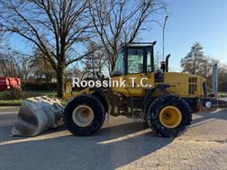 Komatsu WA200 40km/h