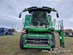John Deere T 660