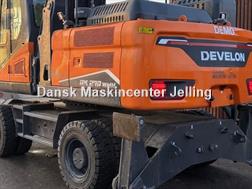 Doosan DX270WHM-7 Materialehåndterings maskine