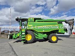 John Deere T 550