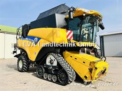 New Holland CR 8080