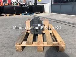 Zuidberg Frontzapfwelle zu Fendt 300 S4 + Gen4