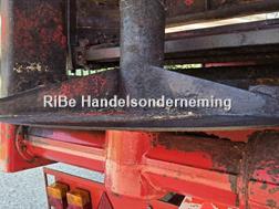 Schuitemaker Calypso 110 meststrooier