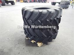 BKT 2 REIFEN 600/70R28 157D, BKT