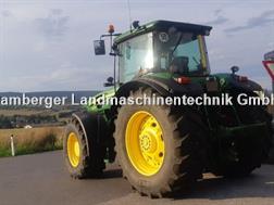 John Deere 7830