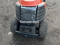 Husqvarna R 422 TS AWD