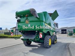 John Deere S 680