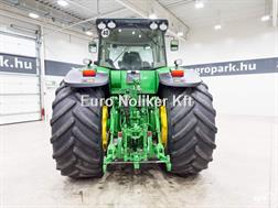 John Deere 8430