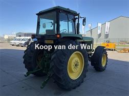 John Deere 4055