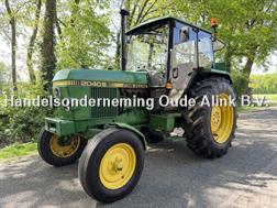 John Deere 2040