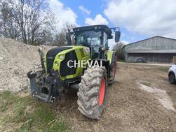 Claas ARION 630