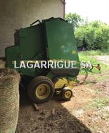 John Deere 582
