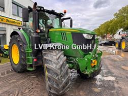 John Deere 6215