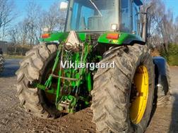 John Deere 7800