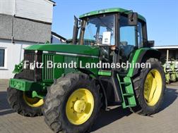 John Deere 6510