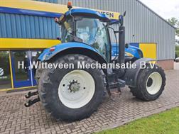 New Holland T 7040