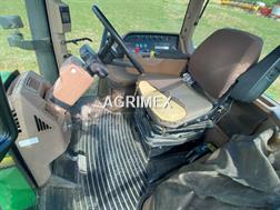 John Deere 8200
