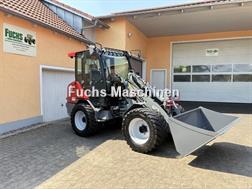 Giant V5003 X-TRA HD Radlader mit Klimaanlage