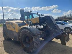 New Holland TH7-32