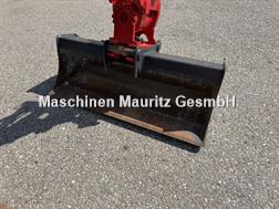 Takeuchi TB 240 Powertilt
