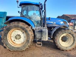 New Holland T7-260AC