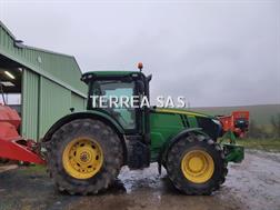 John Deere 7210R