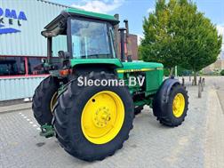 John Deere 4050