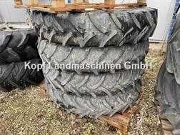 Kleber 420 85 R30 sowie 11,2 R 38 für JCB