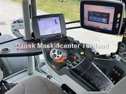 Claas AXION 830